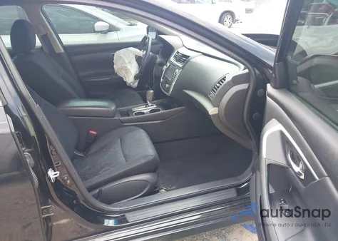 2016 Nissan Altima 2.5 Sv z USA, uszkodzony, nr VIN 1N4AL3AP7GC110129